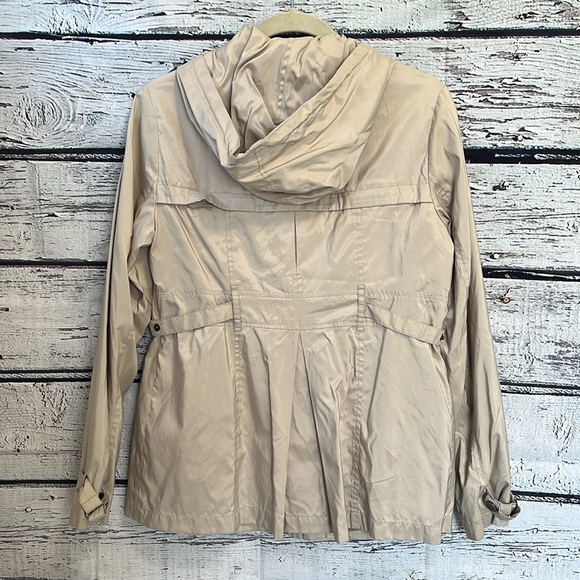 Jones New York Beige Windbreaker Parka Lightweight Fall Jacket Size S - Picture 10 of 17